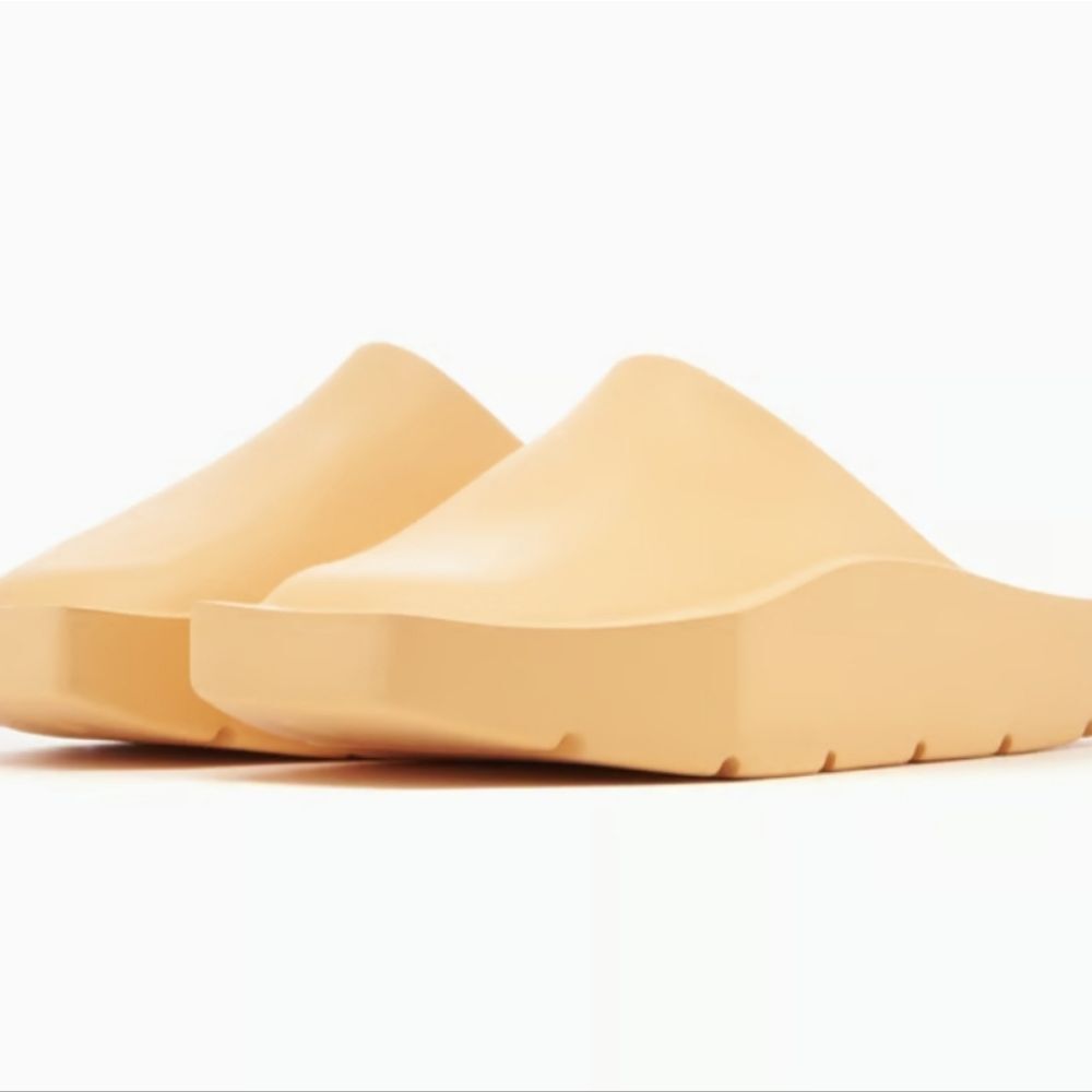 Jordan Hex Mule Slide- Celestial Gold‎ - Picture 3 of 12